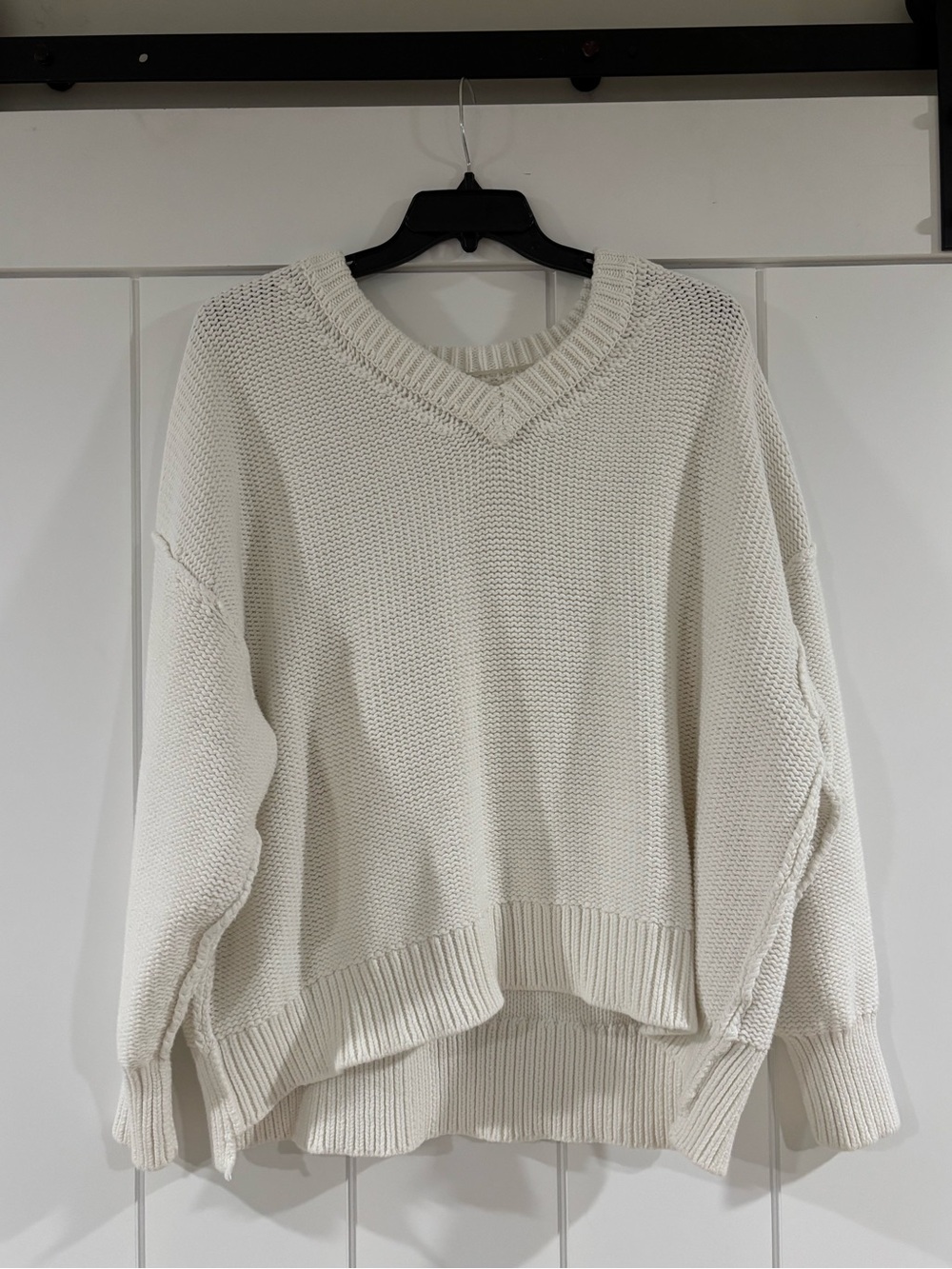 Free People Oversized V-Neck Pullover in Cream Size M
